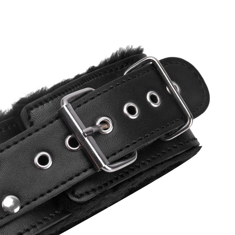 Plush Leather Collar & Leash